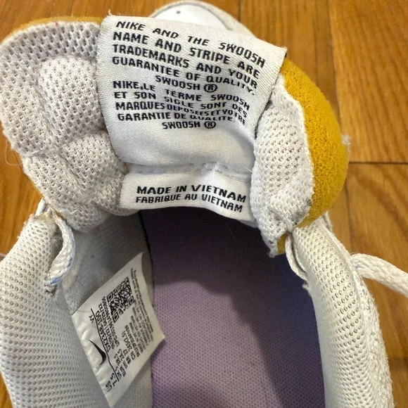 Nike Air Force 1 '07 SE Low Sz 7.5 Women Retro Shoes Beige Purple DX2348-100 - Picture 4 of 12